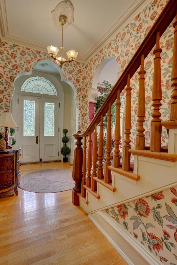 Greystone Manor Bed & Breakfast Bird-in-Hand Eksteriør bilde