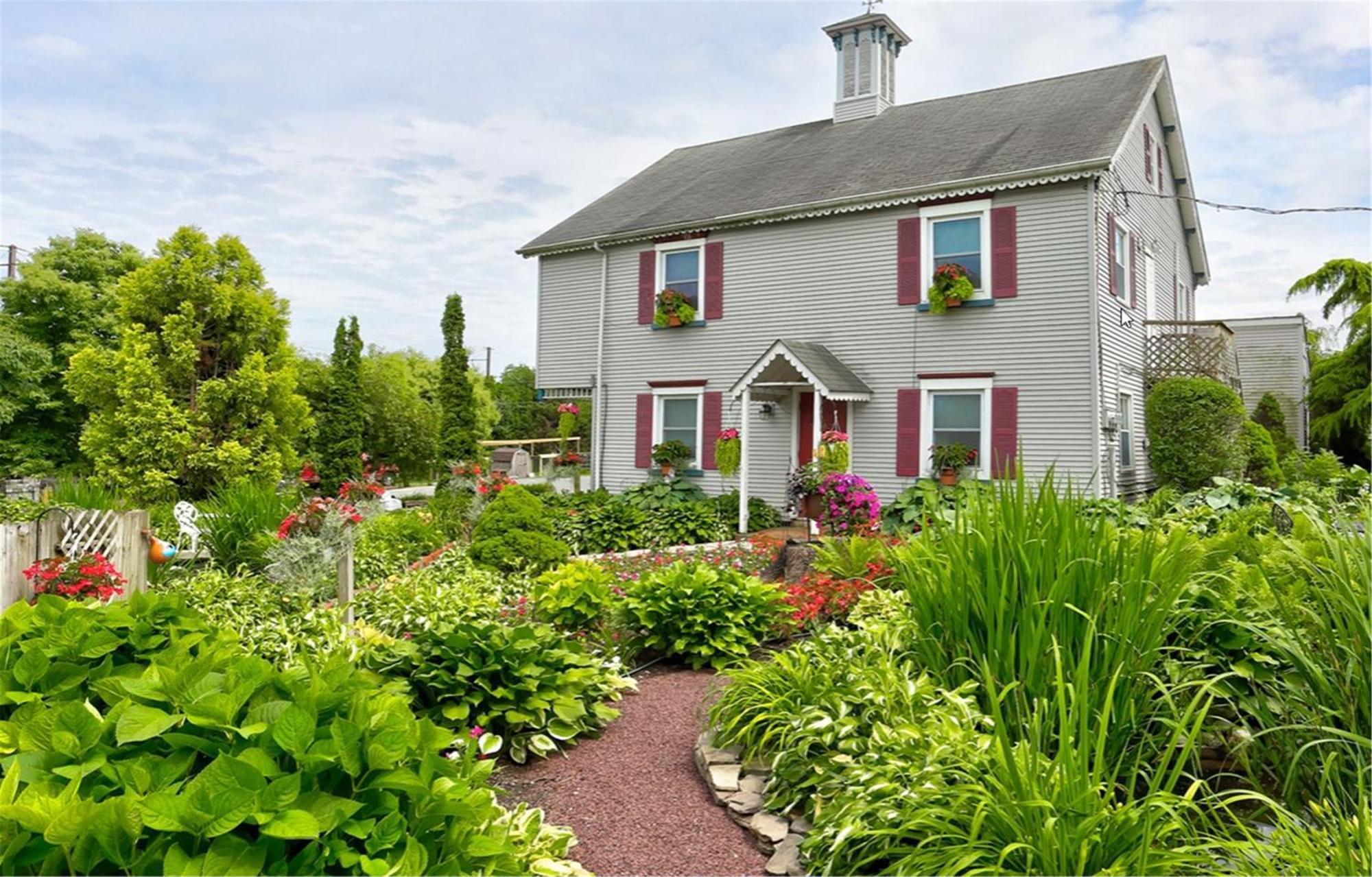 Greystone Manor Bed & Breakfast Bird-in-Hand Eksteriør bilde