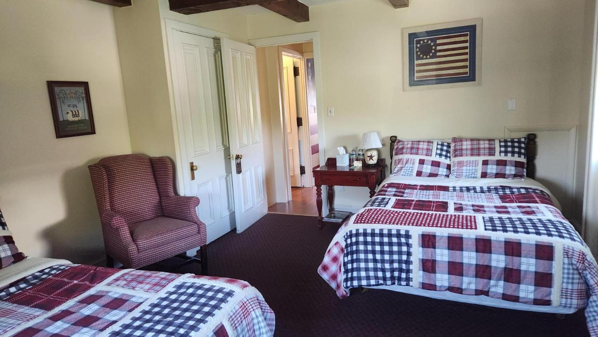 Greystone Manor Bed & Breakfast Bird-in-Hand Eksteriør bilde