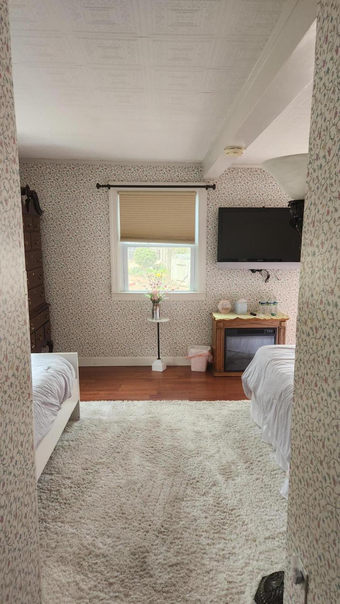 Greystone Manor Bed & Breakfast Bird-in-Hand Eksteriør bilde