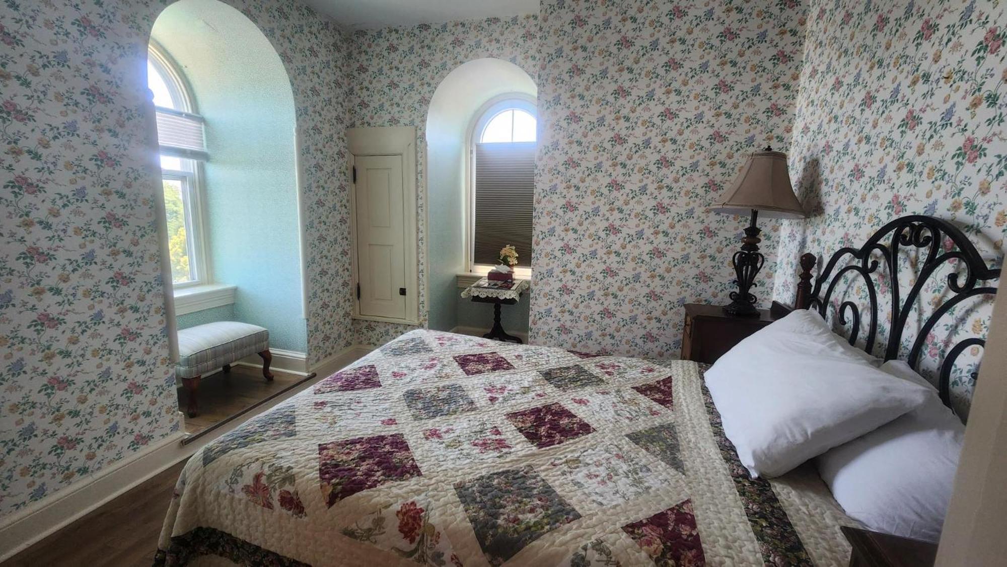 Greystone Manor Bed & Breakfast Bird-in-Hand Eksteriør bilde