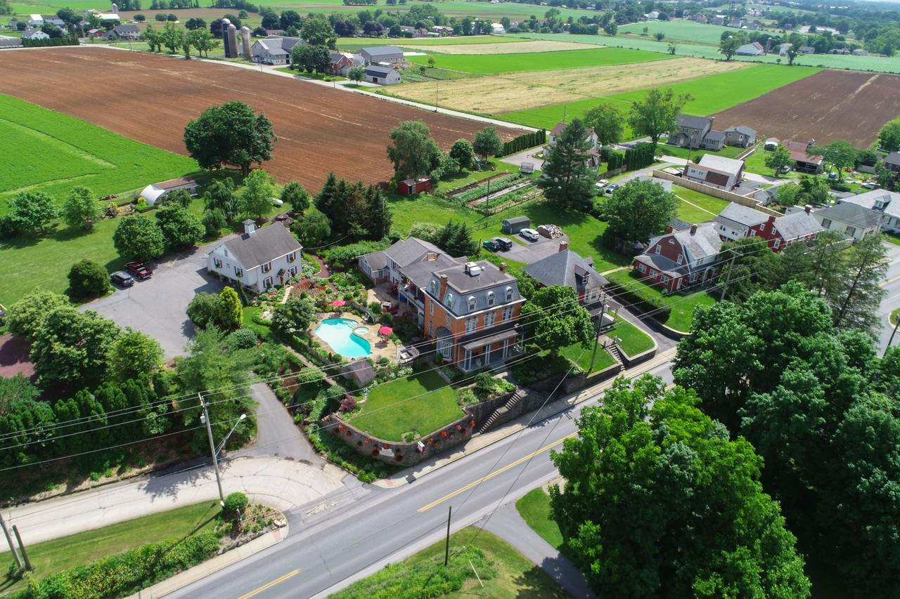Greystone Manor Bed & Breakfast Bird-in-Hand Eksteriør bilde