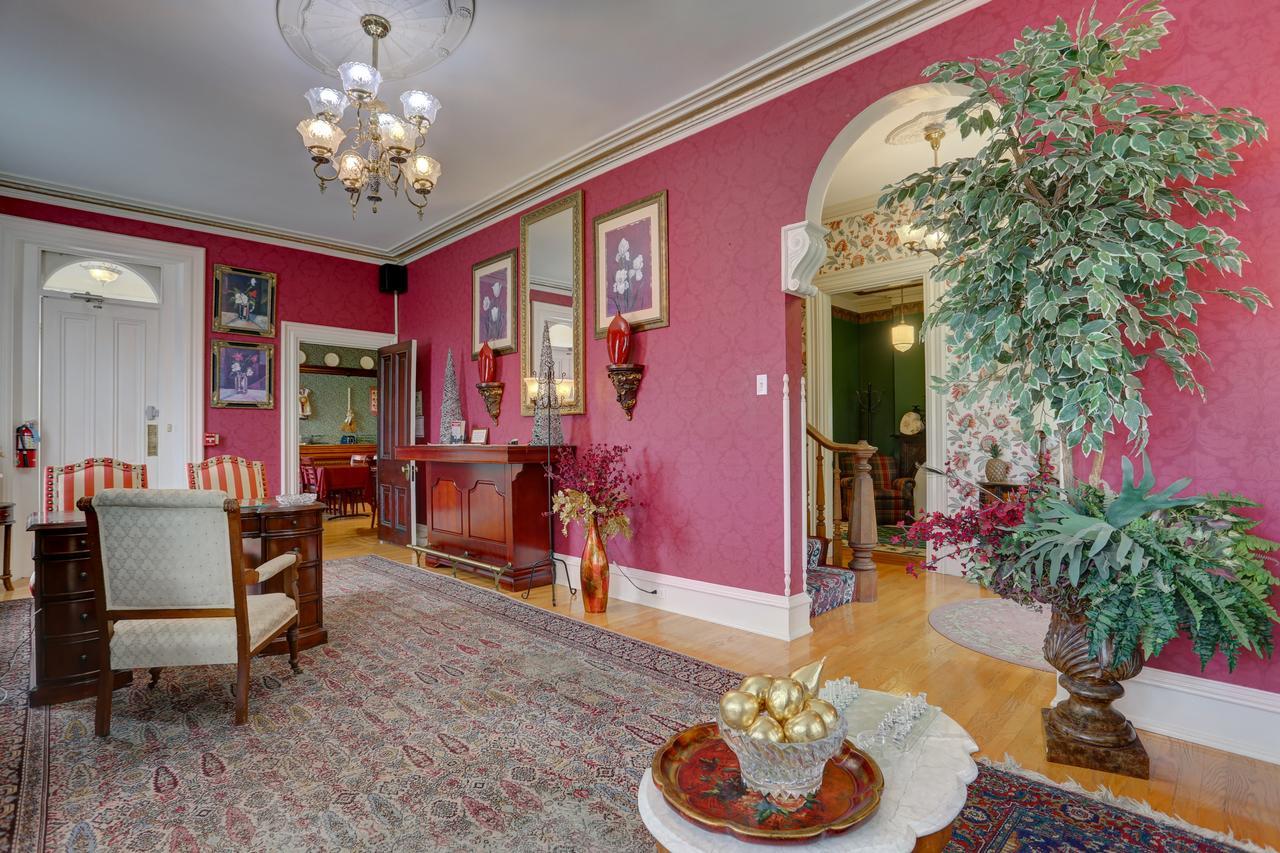 Greystone Manor Bed & Breakfast Bird-in-Hand Eksteriør bilde