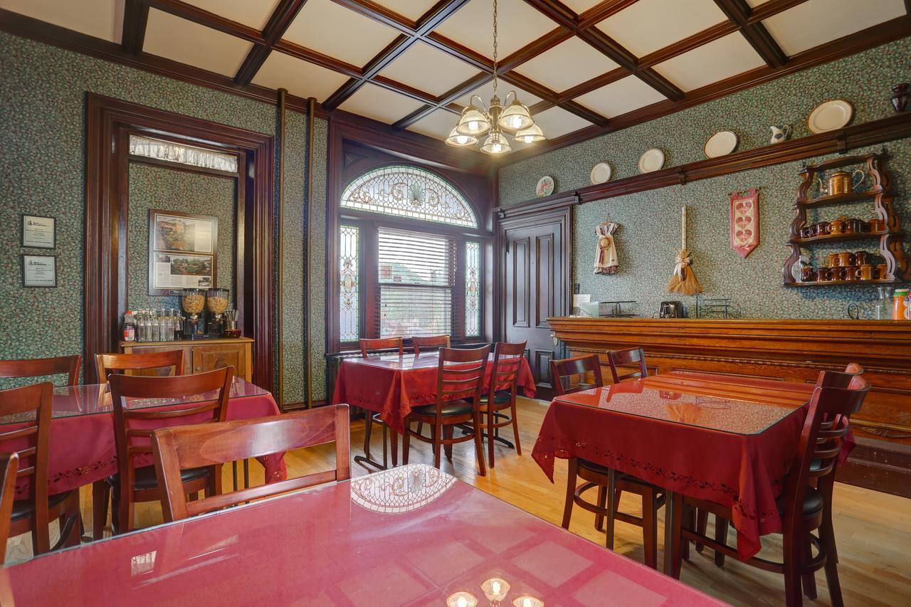 Greystone Manor Bed & Breakfast Bird-in-Hand Eksteriør bilde