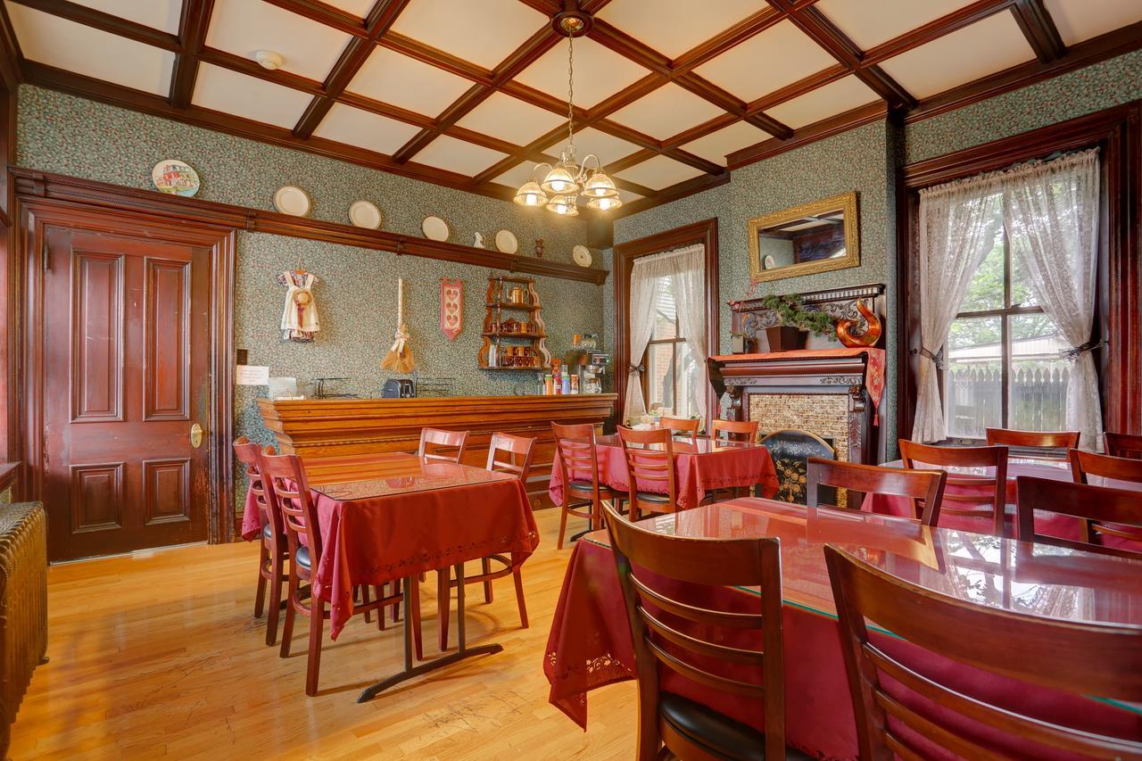 Greystone Manor Bed & Breakfast Bird-in-Hand Eksteriør bilde